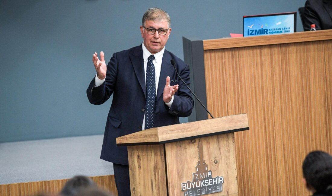 İzmir Büyükşehir Belediyesi’nin 7 saat süren nisan ayı olağan meclis