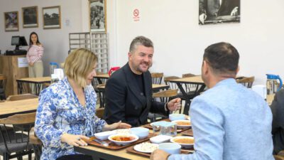 Buca Belediye Başkanı Mimar Görkem Duman, alt yapı hizmetlerinden sosyal