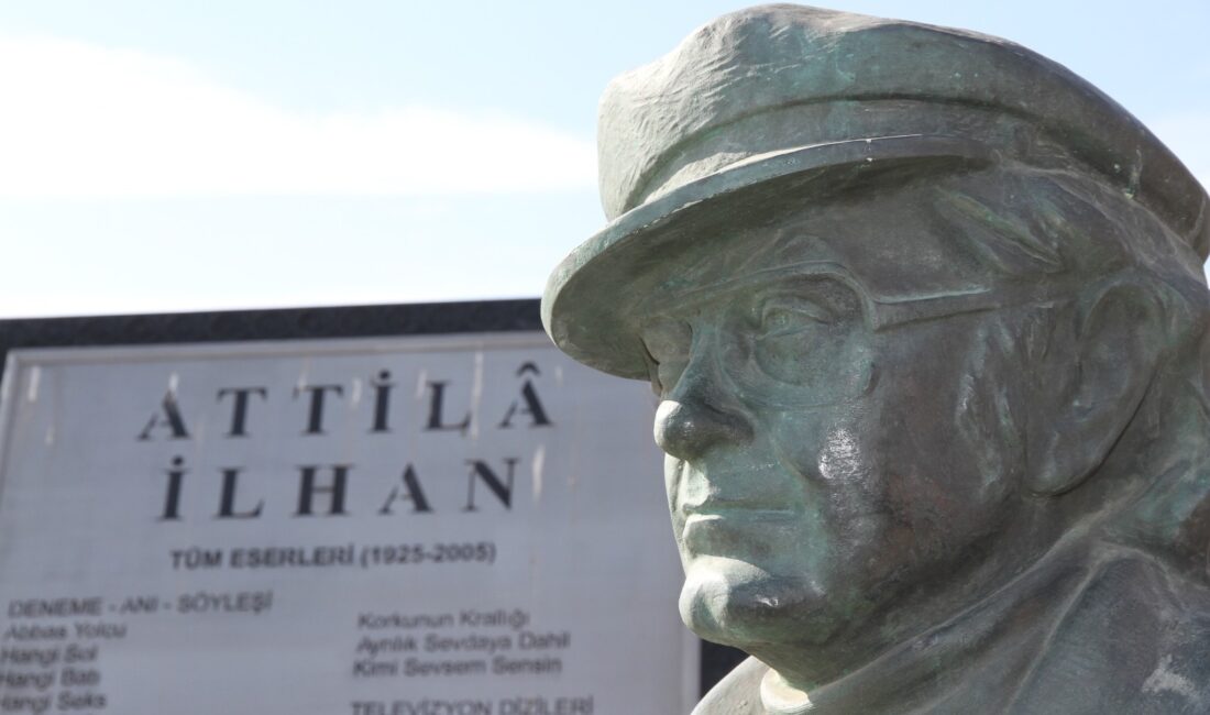 Türk şiirinin büyük ustası ve Karşıyaka’nın ölümsüz değeri Attila İlhan’ın