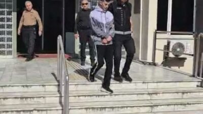 Aydın'ın Efeler ilçesinde uyuşturucu partisine düzenlenen operasyonla biri veteriner hekim