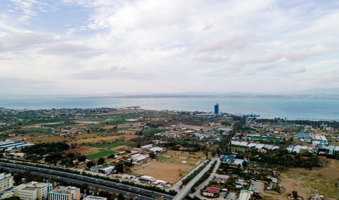 Başkan Yiğit’ten İnciraltı açıklaması: “Emeği geçenlere teşekkürler” Onur Yiğit, İnciraltı planlarının 1/100.000’lik planlarının Çevre ve Şehircilik Bakanlığı