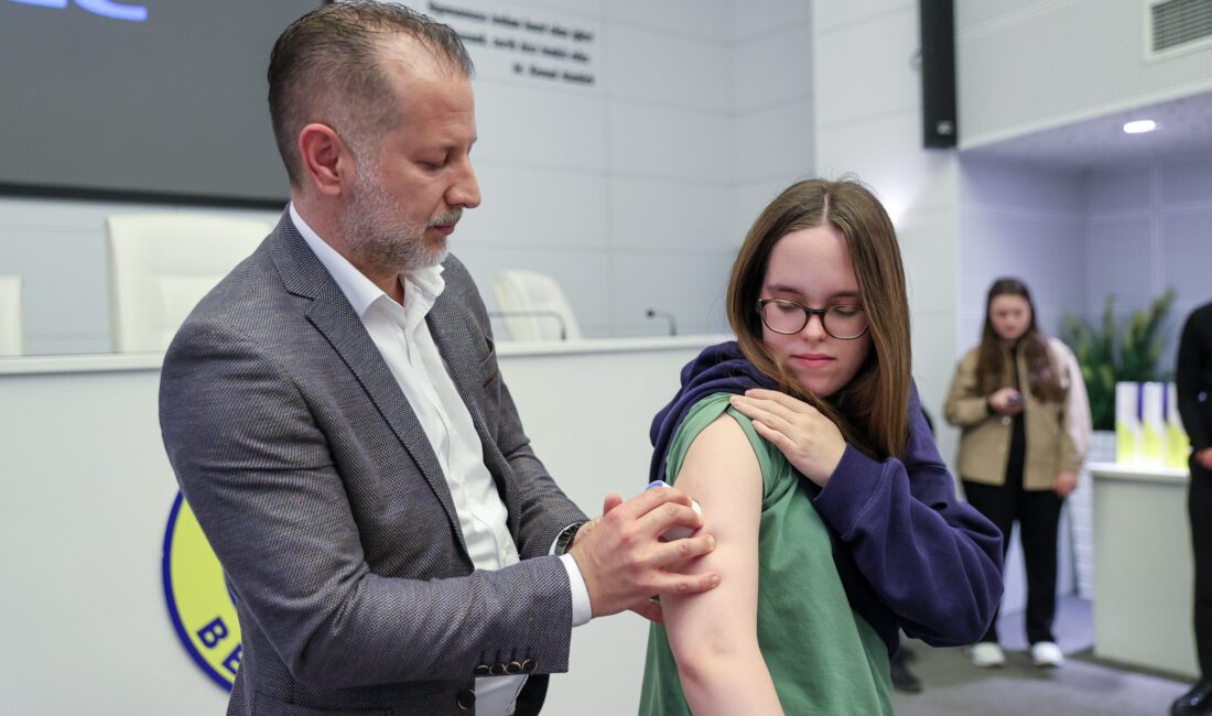 Buca da 0-18 yaş grubunun ardından Buca’daki üniversite öğrencilerine de