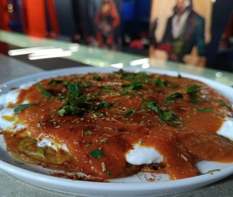 Uzun yıllara dayanan tecrübesi, yaratıcı dokunuşları ve yenilikçi tarifleriyle gastronomi