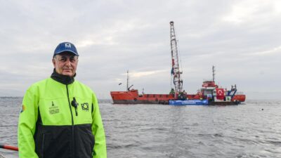 İzmir Büyükşehir Belediyesi, Pazartesi günü (28 Nisan) Cumhuriyet Halk Partisi