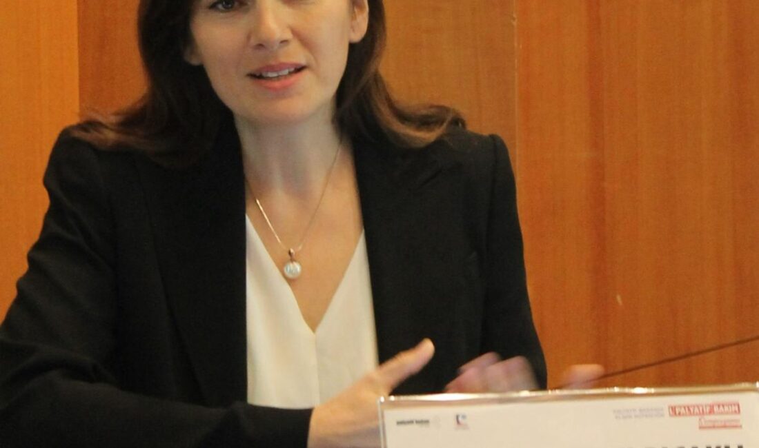 Ege Üniversitesi Tıp Fakültesi Hastanesi Onkoloji Diyetisyeni Doç. Dr. Dyt.