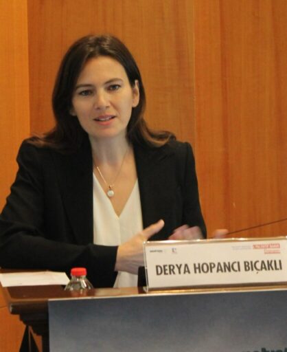 Ege Üniversitesi Tıp Fakültesi Hastanesi Onkoloji Diyetisyeni Doç. Dr. Dyt.