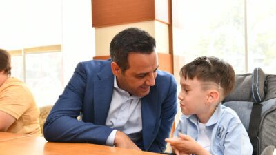 Çiğli’de yaşayan ve Spinal Musküler Atrofi (SMA) hastalığı ile mücadele