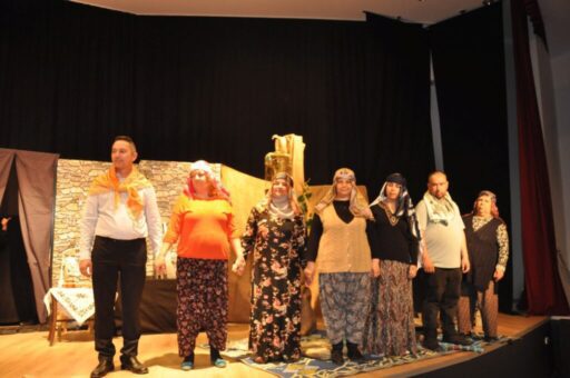 Toplum Ruh Sağlığı Merkezi (TRSM) danışanlarının performanslarıyla gerçekleştirilen Turgut Özakman’nın