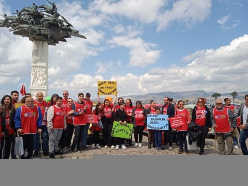 Farkındalık için adım attılar