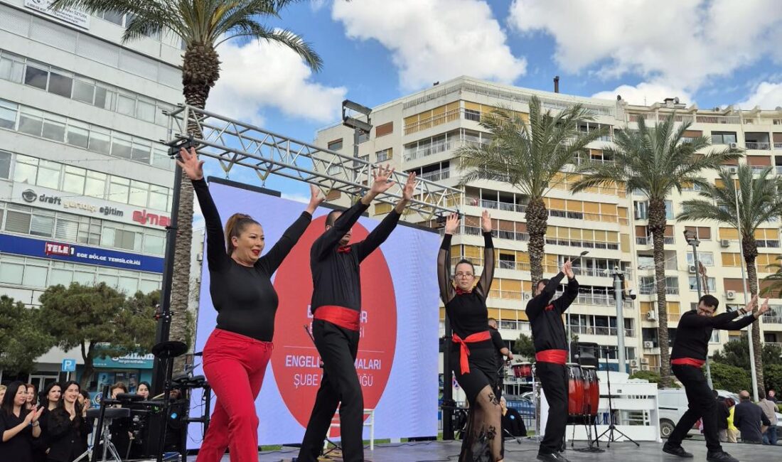 İzmir Büyükşehir Belediyesi’nin desteğiyle Otizm Farkındalık Haftası kapsamında İzmir Otizm