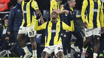 Fenerbahçe, Trendyol Süper Lig'in 30. haftasında sahasında Trabzonspor ile karşılaştı.