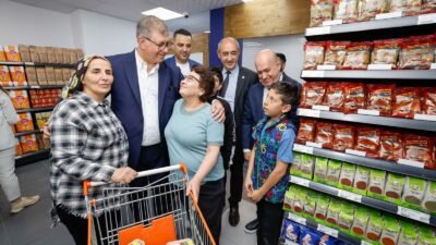 İzmir Tanzim Satış Marketleri’nin (İZMAR) ikinci şubesi, İzmir Büyükşehir Belediye