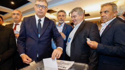 Dr. Cemil Tugay,  21’inci Olağanüstü CHP Kurultayı’na katıldı. 19 Mayıs’ta