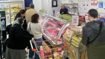 İzmir Büyükşehir Belediyesi’nin tanzim satış ruhunu yeniden canlandırdığı İZMAR projesi