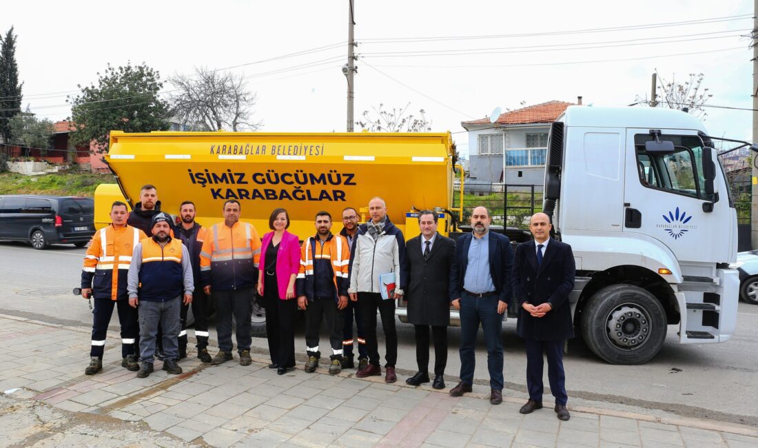 Karabağlar Belediye Başkanı Helil Kınay, belediye hizmetlerinde kamucu bir anlayış