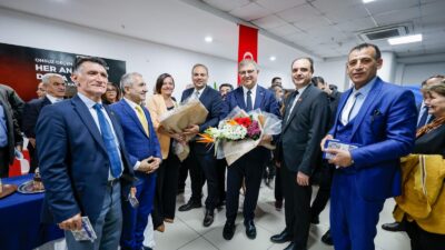 58 mahallenin ihtiyaçlarını muhtarlardan dinleyen Başkan Tugay, ilçede özellikle kentsel