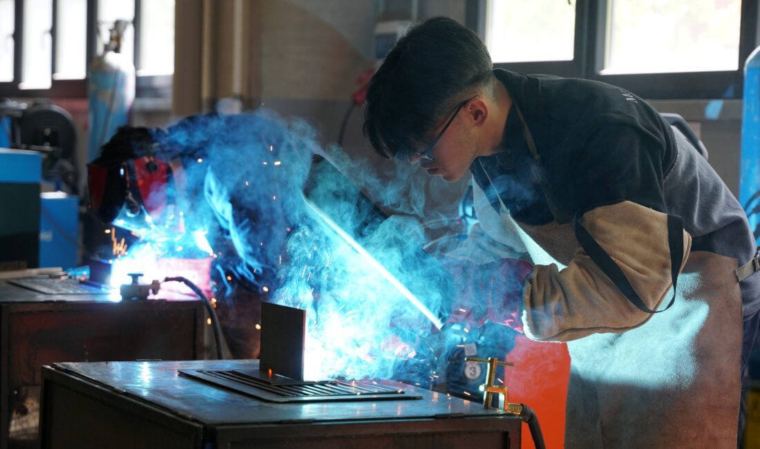 Mesleki eğitime dikkat çekmek ve genç yetenekleri desteklemek amacıyla, Özel