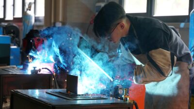 Mesleki eğitime dikkat çekmek ve genç yetenekleri desteklemek amacıyla, Özel