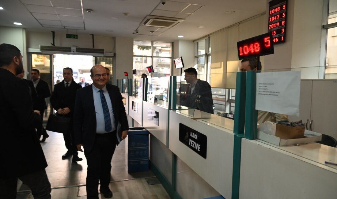 Manisa Büyükşehir Belediyesi, altyapı hizmetlerini eksiksiz bir şekilde Manisalılara ulaştırmak