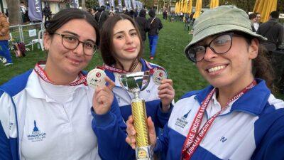 İzmir sporunun lokomotifi İzmir Büyükşehir Belediyesi Spor Kulübü nisan ayında