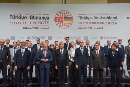 İzmir Büyükşehir Belediye Başkanı Dr. Cemil Tugay, Türkiye Belediyeler Birliği