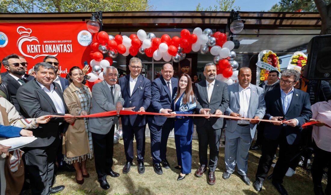 İzmir Büyükşehir Belediye Başkanı Dr. Cemil Tugay, Menderes Belediyesi tarafından