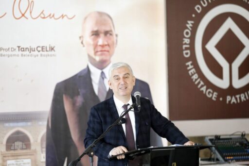 Çamlıpark’ı yeniden projelendirerek kafeterya kısmının faaliyete geçtiğini ifade eden ÇELİK,