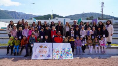 İZELMAN Yuvamız İzmir Çocuk Etkinlik Merkezi öğrencileri Halk Ekmek Fabrikası,