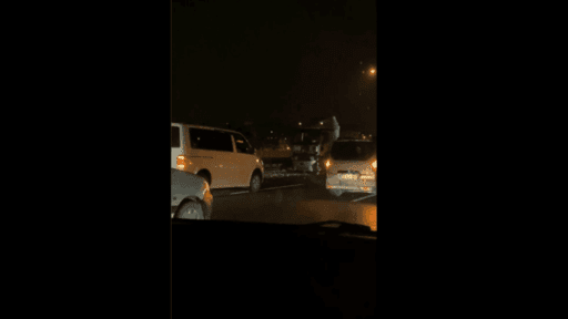 İzmir’in Bayraklı ilçesinde, İzmir Şehir Hastanesi ve Westpark AVM önünde