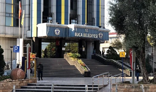 AK Parti Buca Meclis Üyesi Veli Balyemez, belediye meclisinde yaptığı