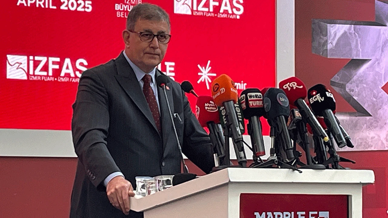 İzmir Büyükşehir Belediye Başkanı Cemil Tugay, Marble İzmir Fuarı’nın açılış