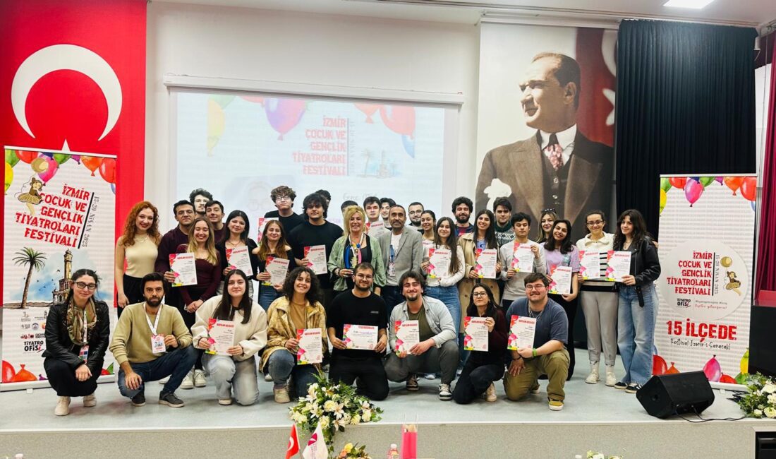 Tiyatro Ofisi ve Ege Tiyatrolar Birliği tarafından düzenlenen İzmir Çocuk