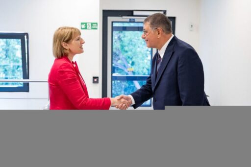 İzmir Büyükşehir Belediye Başkanı Dr. Cemil Tugay, Birleşik Krallık Türkiye