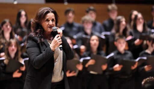 Tolga Taviş yönetimindeki İzmir Büyükşehir Belediyesi Ahmed Adnan Saygun Senfoni