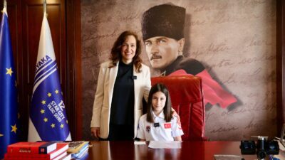 Karşıyaka Belediyesi, 23 Nisan’da Başkan Yıldız Ünsal’ın temsili olarak makamını