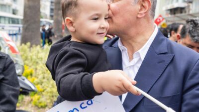 İzmir Büyükşehir Belediye Başkanı Dr. Cemil Tugay, tüm İzmirlileri 19