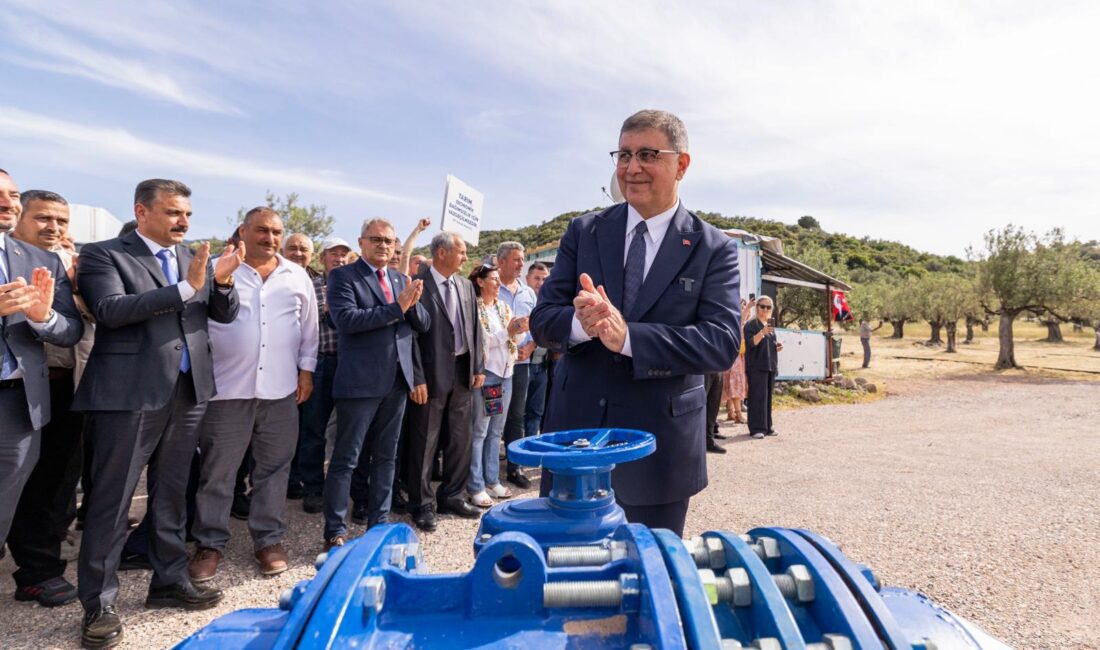 İzmir Büyükşehir Belediye Başkanı Dr. Cemil Tugay, çiftçiye can suyu