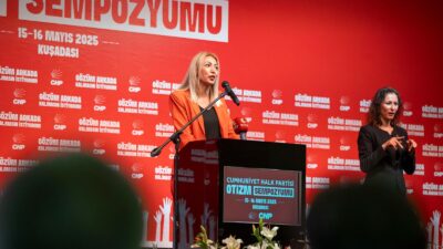 Kuşadası’nda düzenlenen Otizm Sempozyumu’nda konuşan Cumhuriyet Halk Partisi (CHP) Genel