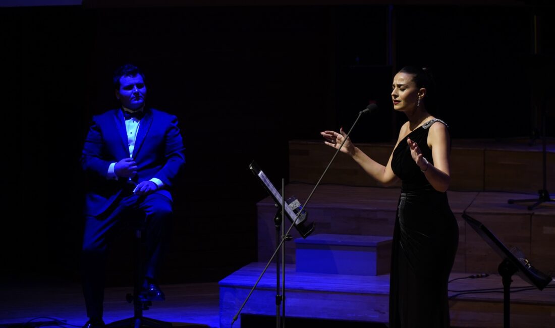 AASSM’de İzmirli bestekarlar anıldı İzmir Büyükşehir Belediyesi kentin kültürel dokusunda iz bırakmış İzmirli bestecileri