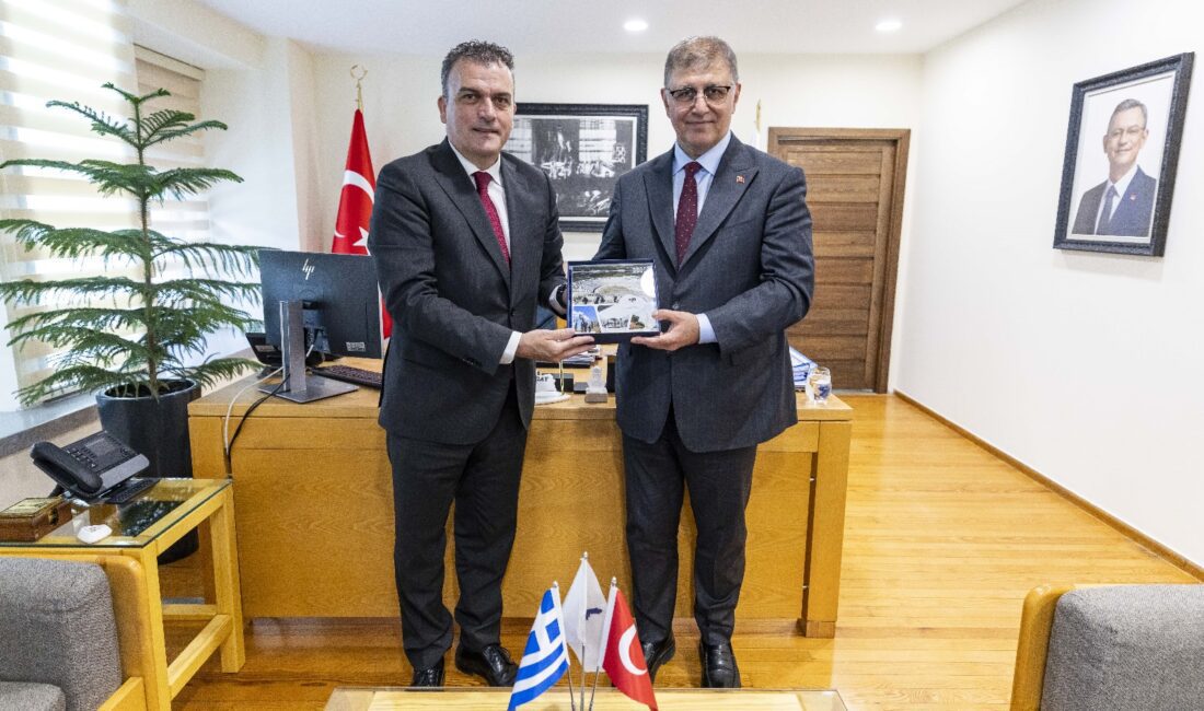 İzmir Büyükşehir Belediye Başkanı Dr. Cemil Tugay, Yunanistan’ın Larissa Belediyesi