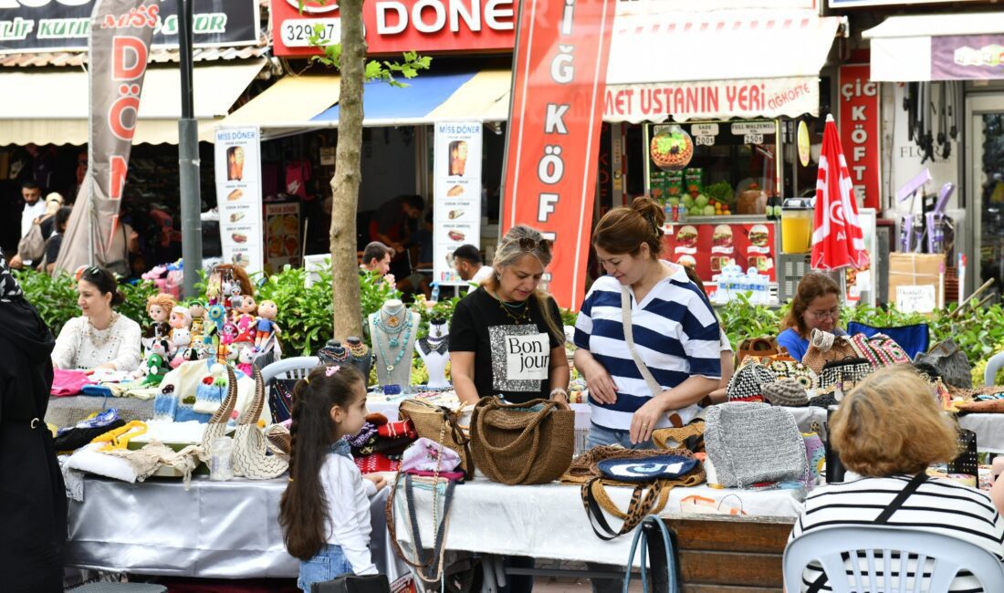 Çiğli Belediyesi, Anneler Günü’nü ilçede düzenlediği renkli ve anlamlı etkinliklerle