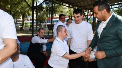 Engelliler Haftası kapsamında düzenlenen “Notalar Kalplere Dokunuyor” etkinliği, özel bireyleri