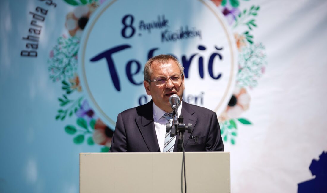 Ayvalık'ın Küçükköy Mahallesi'nde geleneksel olarak düzenlenen Teferic Şenlikleri başladı. Şenlikler,