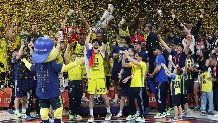 Avrupanın en büyüğü Fenerbahçe 