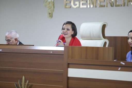 Karabağlar Belediye Başkanı Helil Kınay, Mayıs Meclisi'nde ekonomik kriz, emekçi