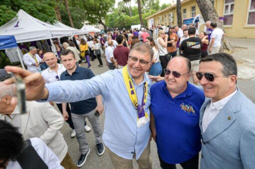 Başkan Tugay Hepimizin İzmir'e borcu var