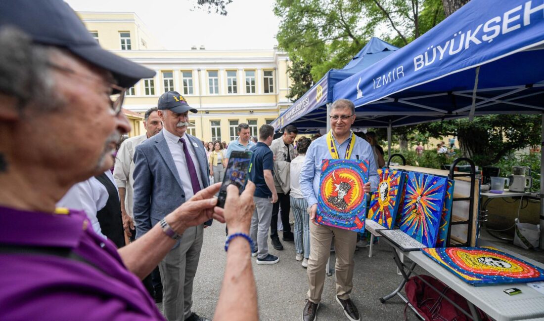 İzmir Atatürk Lisesi 139. Geleneksel Pilav Günü’ne de katılan Başkan