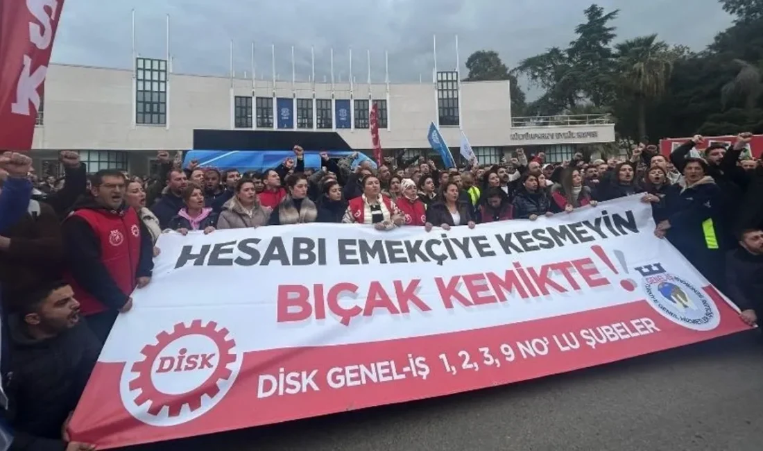 Başkan Tugay sözünü tuttu: İzmir’de maaş krizi sona erdi! İzmir Büyükşehir Belediyesi’ne bağlı İZELMAN, İZENERJİ ve Ege Şehir Planlama