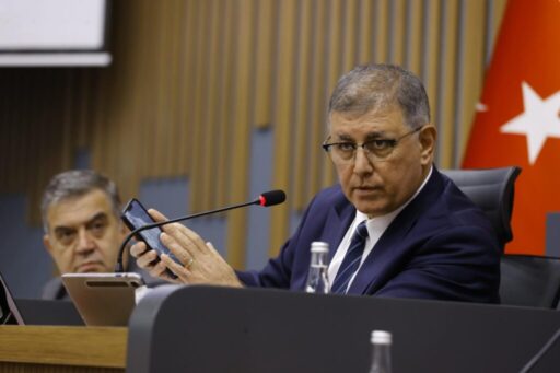 Dr. Cemil Tugay, Cumhurbaşkanı Recep Tayyip Erdoğan'ın yerel yönetimlerin yetkileri