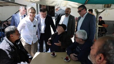 AK Parti İzmir İl Başkanı Bilal Saygılı, Bergama’da gerçekleştirdiği ziyaretlerde